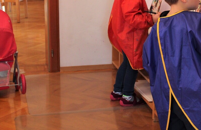 Malbereich mit Puppenwagen